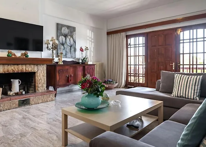 μεζονέτα στο κύμα بيت للعطل Kiáton