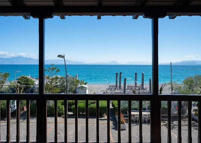 μεζονέτα στο κύμα Ferienhaus Kiáton